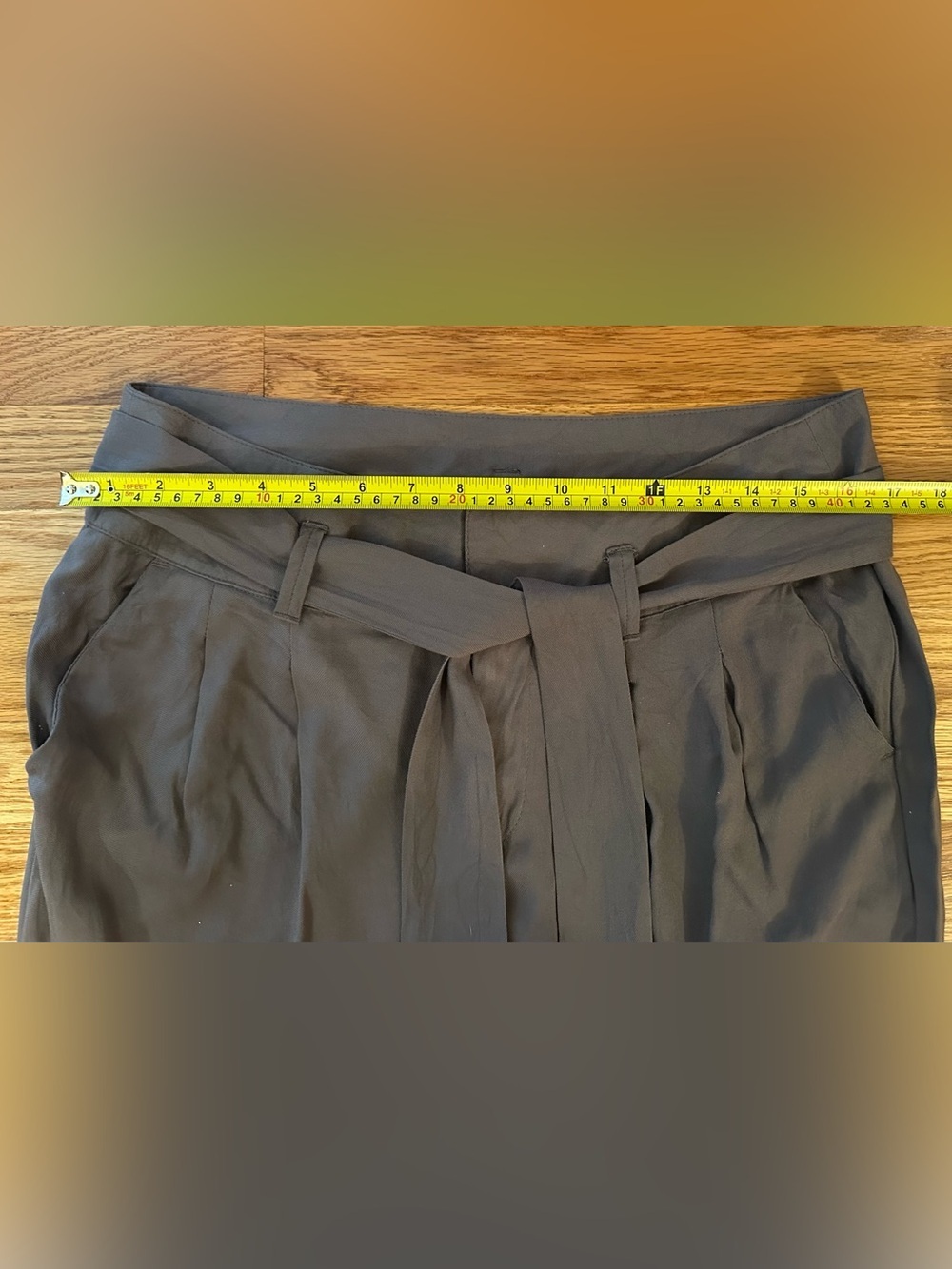 Sundance Gray 100% Rayon Tie Waist Pants Women’s Size 8 Boho Casual Tapered Leg - Picture 11 of 12